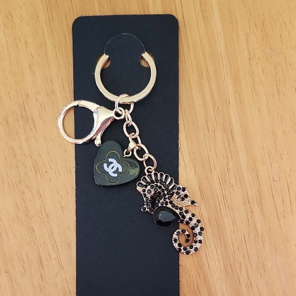 CHANEL Authentic Charm With Upcycled Gold and Black Seahorse Key Holder - Picture 1 of 1